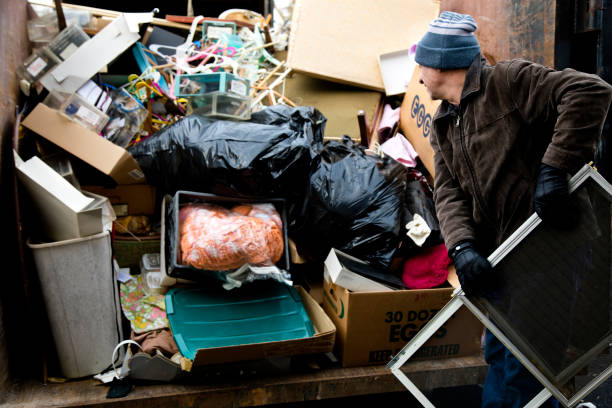 Best Basement Cleanout  in South Elgin, IL